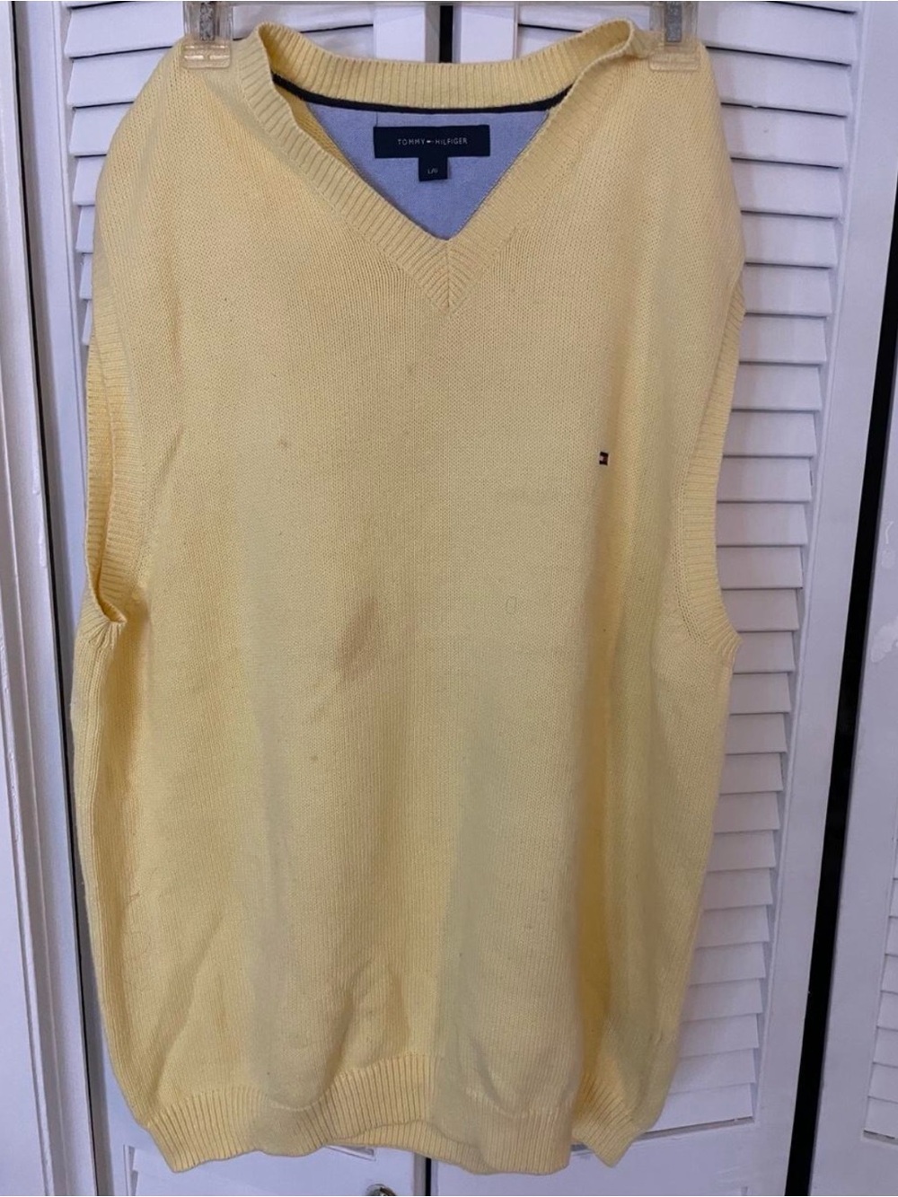 Tommy Hilfiger Men’s Pale Yellow V-Neck Sweater Vest